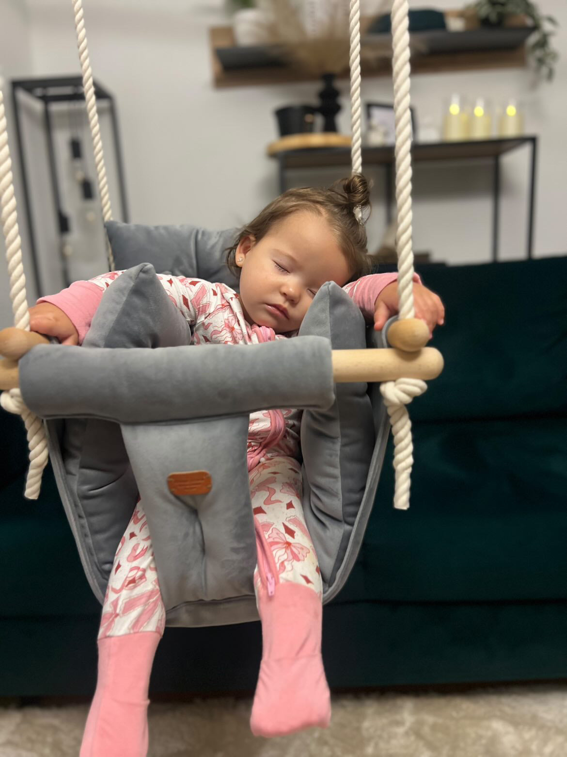 Luxury Dolphin Gray Ljuljaška - Ručno rađena ljuljaška za bebe