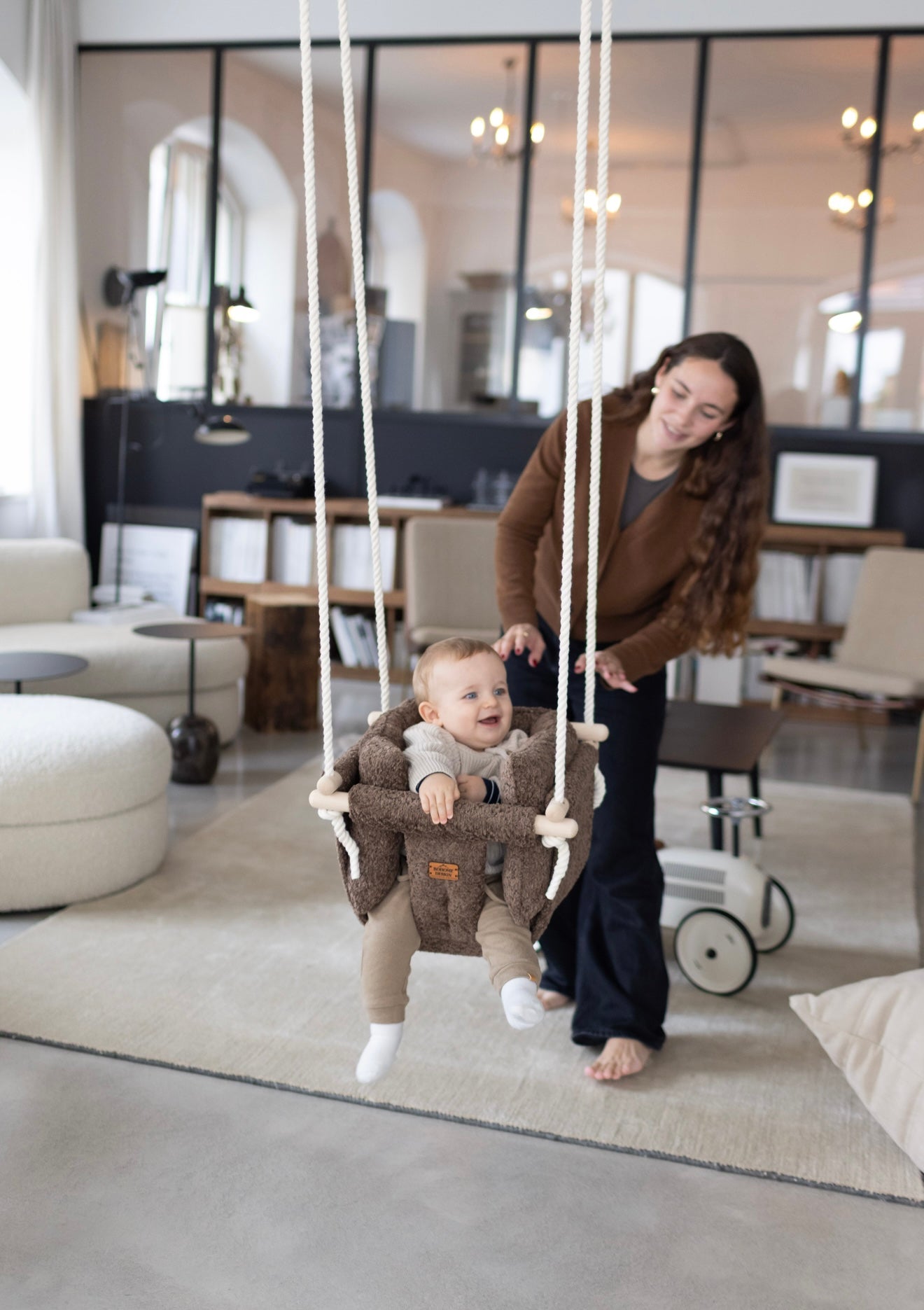 Alpine Chalet Premium Ljuljaška - Ručno rađena ljuljaška za bebe